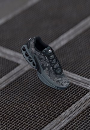 AIR MAX DN NRG - Sporta apavi - dark grey/black