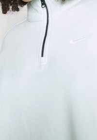 Nike Sportswear Sweatshirt - green