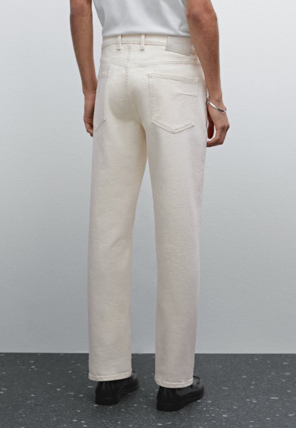 TAPERED - Slim fit jeans - beige3