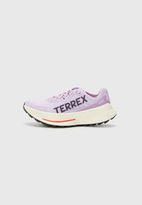 AGRAVIC SPEED ULTRA W - Trail running shoes - powder plum/aurora plum/lucid red