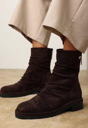 Fred de la Bretoniere, Lage laarzen - dark brown