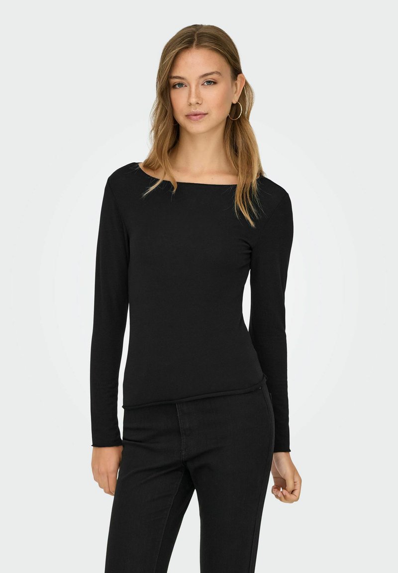 Zwarte lange mouw top met een vierkante halslijn, slim fit en zachte stof. Gecombineerd met zwarte jeans, met een naadloos ontwerp en zonder patronen.