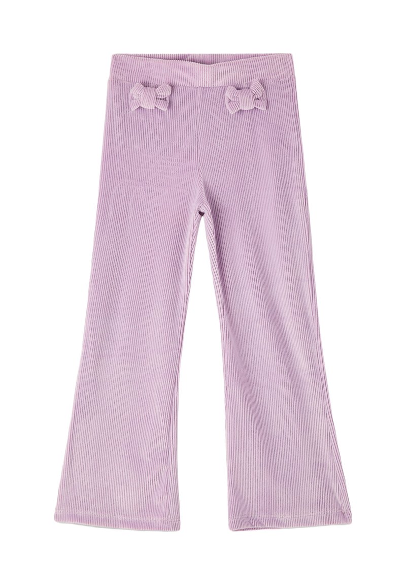 Pantaloni in corduroy di un morbido viola chiaro, con una texture a coste, caratterizzati da due nastri decorativi in vita e un design a gamba svasata.