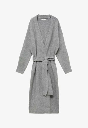 Cardigan grigio realizzato in materiale morbido, con scollatura a V profonda, maniche lunghe e cintura in vita. Design semplice senza motivi o decorazioni.