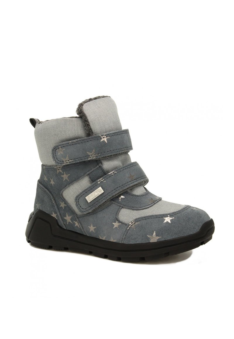 Blaue Knöchelstiefel aus verschiedenen strukturierten Materialien, verziert mit silbernen Sternmustern, zwei Klettverschlüssen und einer schwarzen Gummisohle.