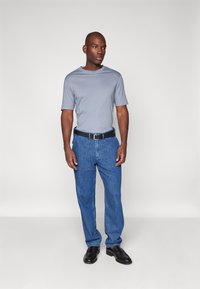 DRYKORN RAPHAEL - Tricou basic - blau