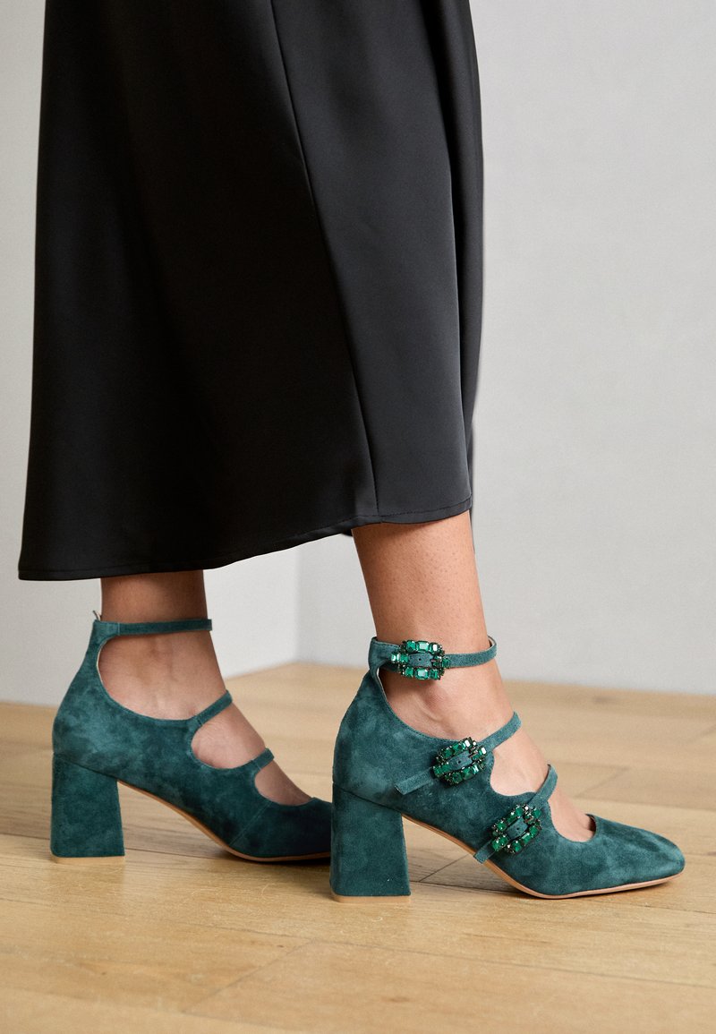 Alma En Botas Con Tacón Para Mujer Bota Abajo De La