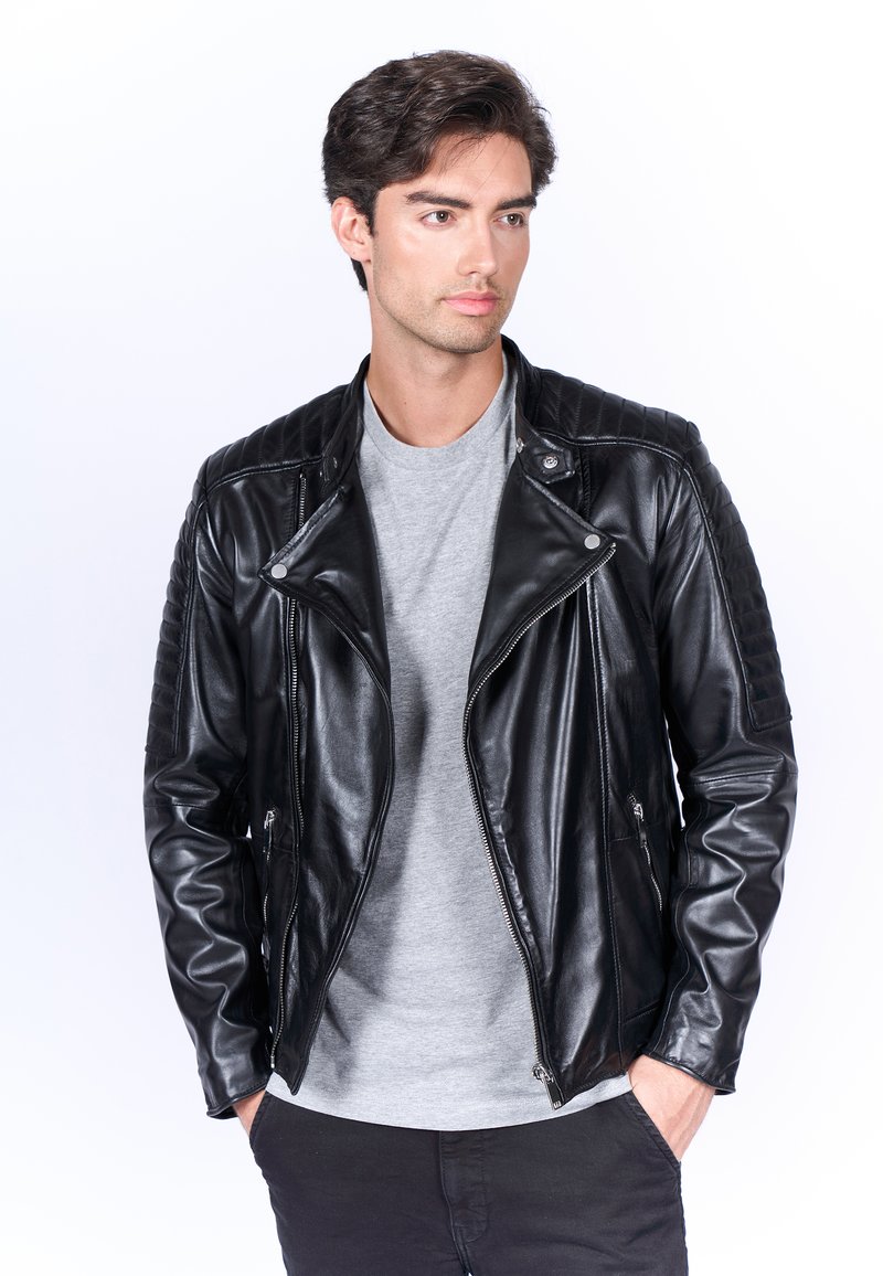 Veste En Cuir Soupe Cigno Nero Taille 34 - Longue Et Légère - Noir - Occasion Très Bon état