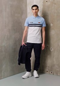 Ellesse APERIO - Cargobroek - black