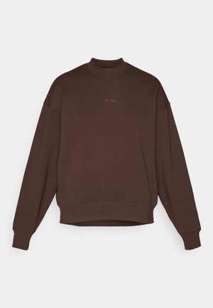 Bruine sweatshirt met een hoge hals, verlaagde schouders en lange mouwen. Voorzien van een subtiele geborduurde "BORG"-logo in bijpassende kleur.