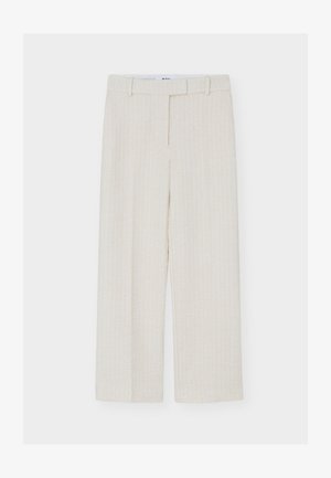 Vaaleankermanväriset, korkeavyötäröiset leveälahkeiset housut hienolla ruutukuvioinnilla, joissa on vyölenkit ja piilotettu etukiinnitys yksivärisellä taustalla.