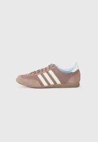 JAPAN - Sneakers basse - trace brown/off white