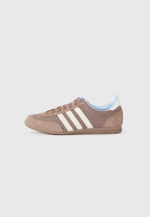 JAPAN  - Baskets basses - trace brown/off white