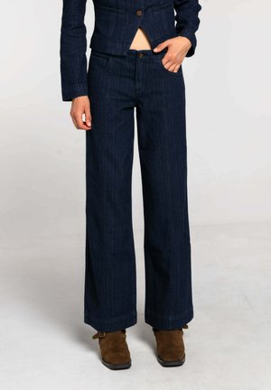 DE TIRO BAJO - Jean flare - azul