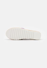 Bullboxer 155001F4T - Alpargatas - purple