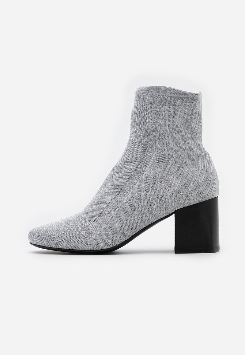 Sportmax Laude Classic Ankle Boots Argento Silver Coloured Zalando Co Uk Sportmax Laude Classic Ankle Boots Argento Silver Coloured Zalando Co Uk