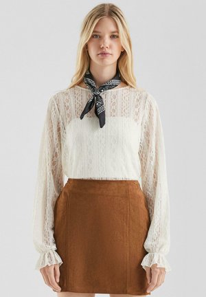Blouse - creme