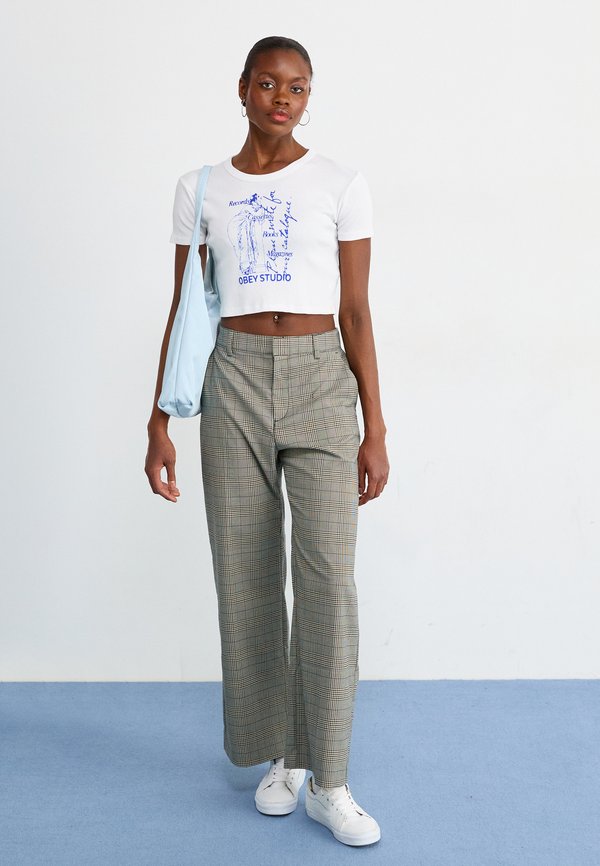 CATALOGUE - Print T-shirt2