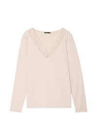 Langarmshirt in hellbeige, mit tiefem V-Ausschnitt und Spitzenbesatz. Weicher, leichter Stoff mit glatter Textur.