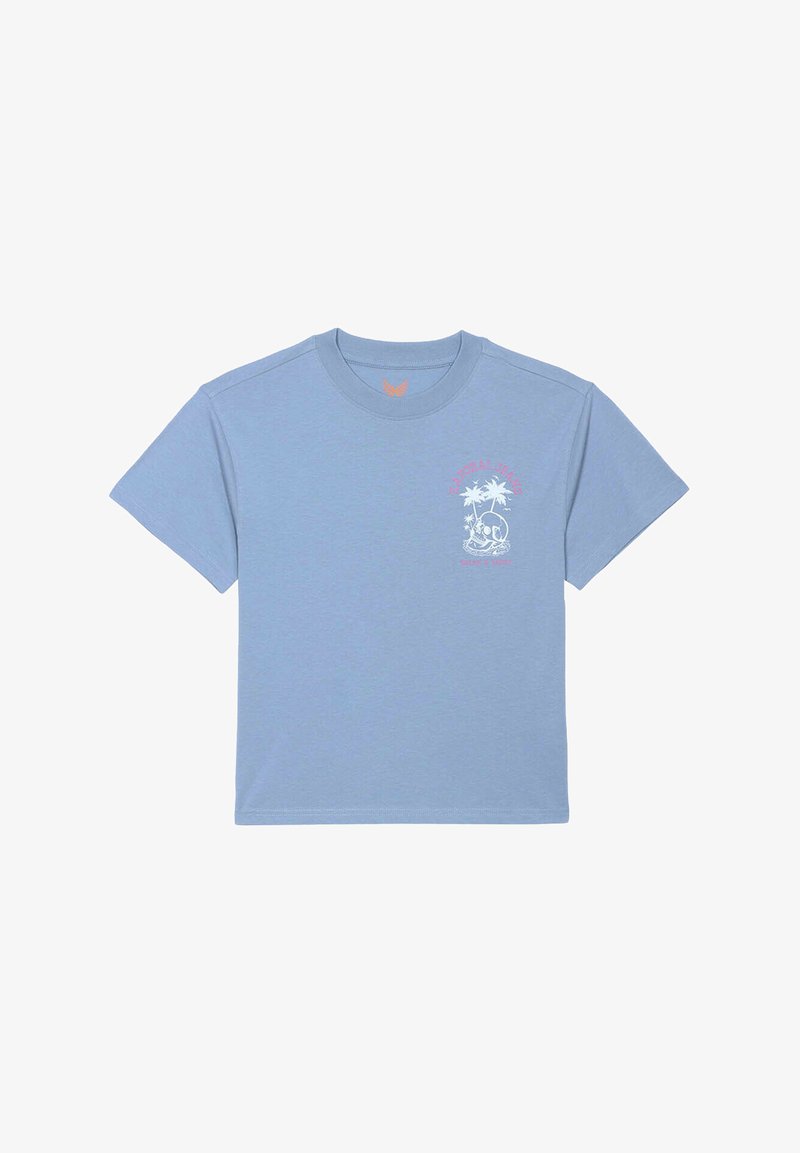 T-shirt en coton bleu clair à manches courtes, ornée d'un graphisme d'une tête de mort et de palmiers en blanc et rose sur la poitrine gauche.