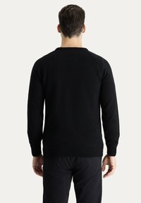 Thumbnail Image 2