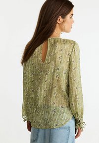 Next SHEER PINTUCK PLEATED REGULAR FIT - Pluus - green floral ditsy