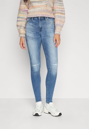 ONLY ONLPOWER PUSH UP SKINNY - Jeans Skinny Fit - light blue denim