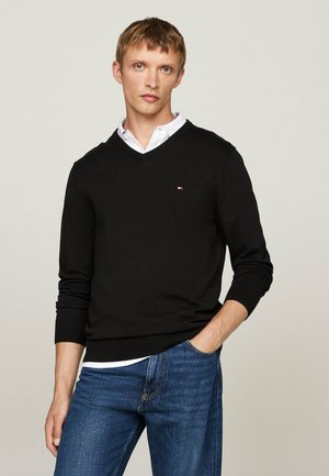 ESSENTIAL V NECK - Jumper - black