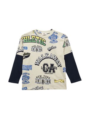 Langarm-T-Shirt in Creme mit dunkelblauen Ärmeln, ausgestattet mit verschiedenen bedruckten Grafiken und Texten in Grün, Blau und Schwarz. Aus Baumwollmaterial.