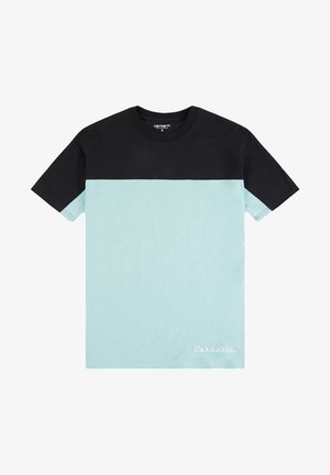 Koszulka z krótkim rękawem, z czarną górną częścią i jasnoniebieską dolną częścią, z małym białym logo "Carhartt" w prawym dolnym rogu.