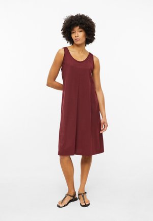 s.Oliver, KLEID - Robe en jersey - bordeaux