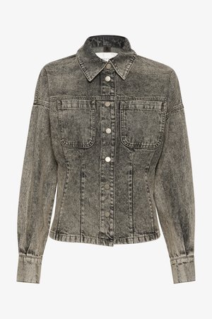 Jachetă din denim cu un finisaj negru și gri, cu o croială structurată, mâneci lungi, guler ascuțit, decât butoane frontale și două buzunare pe piept.