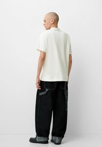 Thumbnail Image 3