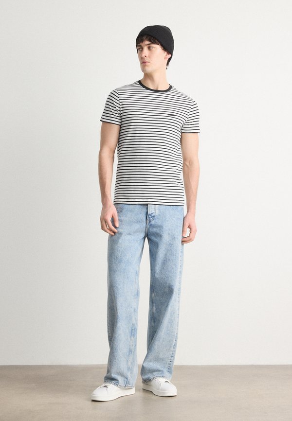 SLIM STRIPE - Print T-shirt2