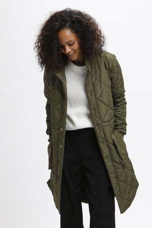 BPKEALA - Winter coat - grape leaf