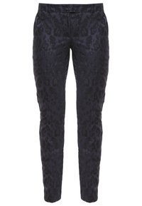 Pantalon bleu foncé, coupe slim, avec un motif léopard noir subtil et des poches avant sur fond blanc.