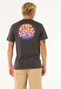 Unselected, washed black