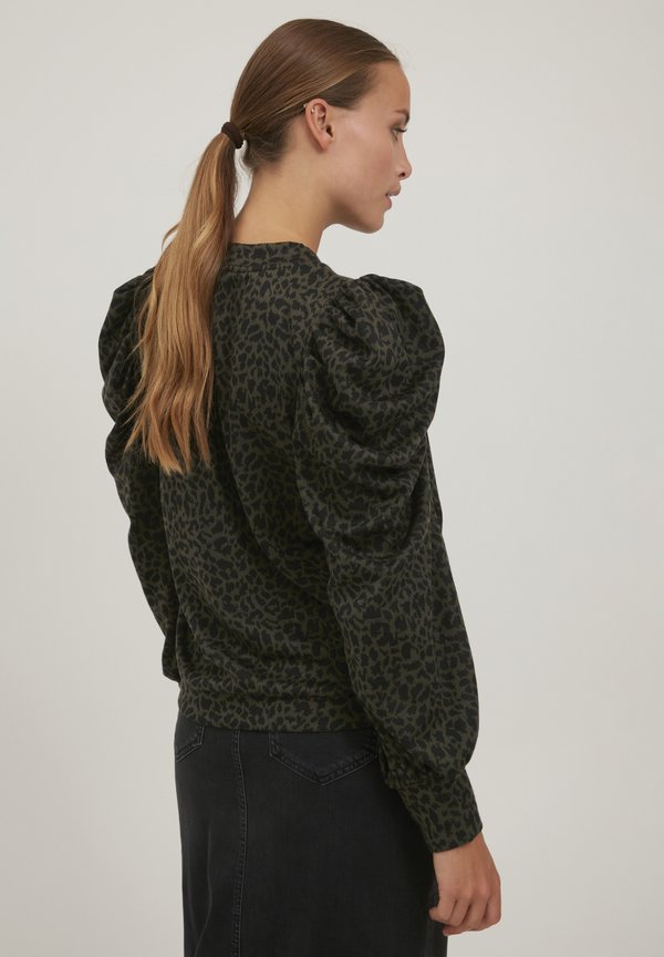 PZDunne - Long sleeved top - grape leaf printed4