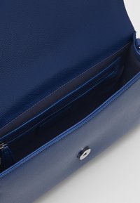 Valentino Bags DIVINA - Vakarsomiņa - blue