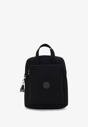 Zaino nero in tessuto, dotato di un compartimento principale, tasca frontale con zip, patch con logo e un piccolo charm a forma di scimmia come accento.