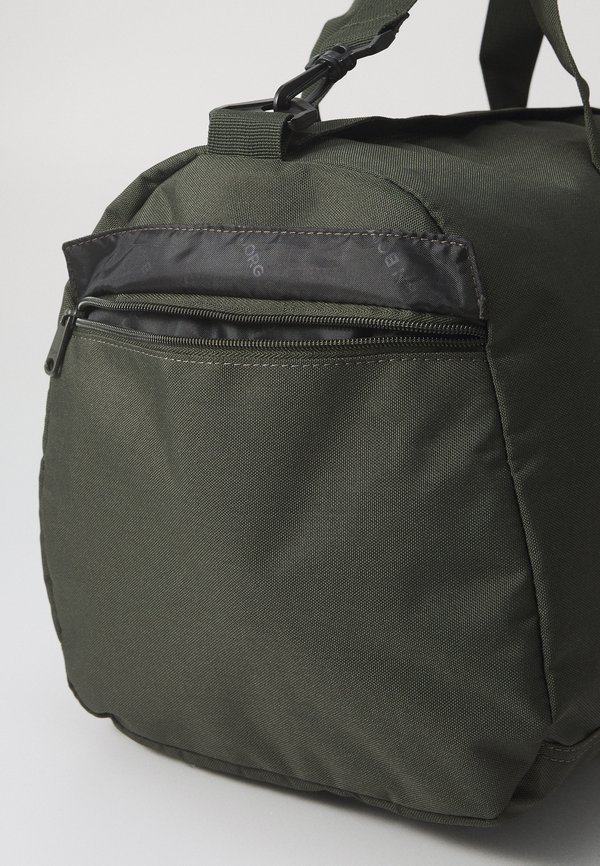 CORE SPORTS BAG UNISEX - Weekend bag - forest night2