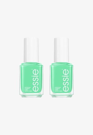 Deux bouteilles de vernis à ongles Essie, affichant une couleur vert menthe translucide, un design en verre carré et des bouchons blancs avec l'étiquette de la marque.