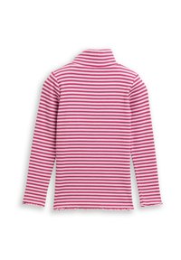 Langsleeve gestreepte top met roze en witte horizontale strepen, geribbelde textuur, opstaande kraag en rauwe randen bij de mouwen en de onderkant.