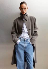 ARMEDANGELS VAANOISE - Klassischer Mantel - dark caramel melange