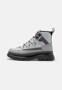 Dr. Martens Sneakersy wysokie