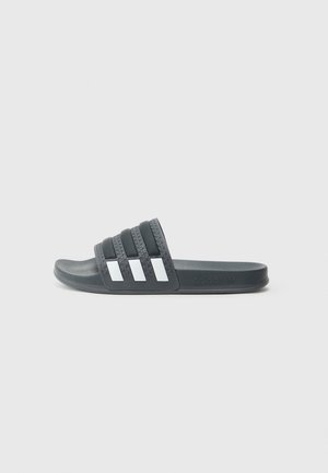 adidas Originals, Sandały kąpielowe