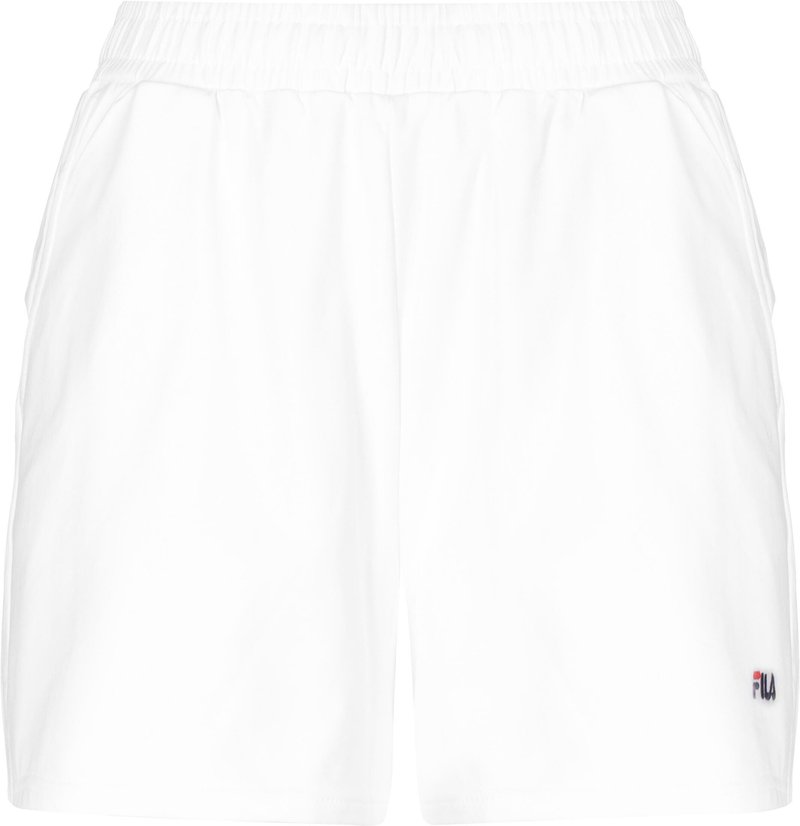 Pantalones cortos blancos con una cintura elástica, con bolsillos laterales y un pequeño logo bordado en rojo y azul en el dobladillo inferior.