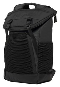 Sac à dos noir avec un design à rabat, poches latérales en mesh et tissu durable. Dispose de bretelles réglables et de détails logo à l'avant.