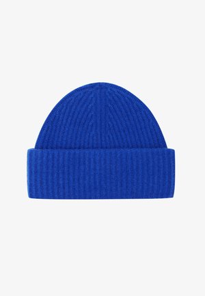 Blauwe gebreide beanie met een geribbelde textuur en een omgeslagen randontwerp, die een snug fit en warmte biedt voor koude weersomstandigheden.