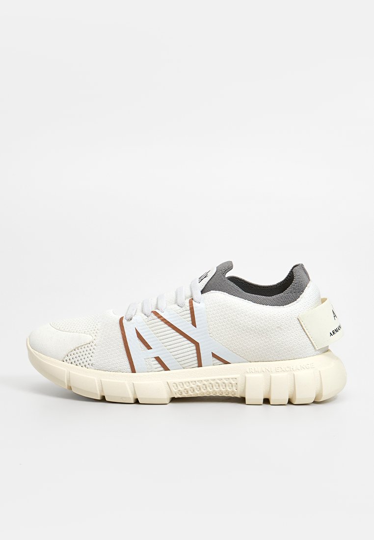 Armani Exchange Sneakers laag crème Armani Exchange Sneakers laag crème